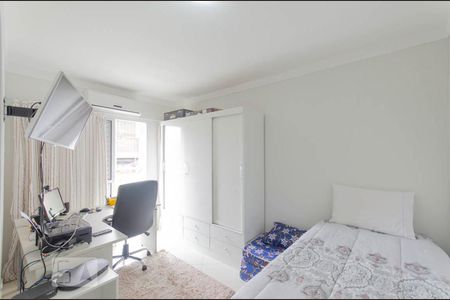 Casa à venda com 150m², 4 quartos e 2 vagas Casa à venda com 150m², 4 quartos e 2 vagasSuíte 2