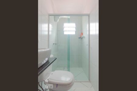 Casa à venda com 150m², 4 quartos e 2 vagas Casa à venda com 150m², 4 quartos e 2 vagasBanheiro Suíte 2