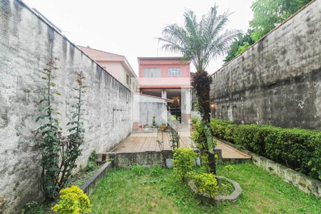 Casa à venda com 227m², 4 quartos e 4 vagas Casa à venda com 227m², 4 quartos e 4 vagasJardim