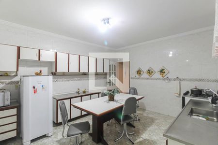 Casa à venda com 227m², 4 quartos e 4 vagas Casa à venda com 227m², 4 quartos e 4 vagasCozinha 1