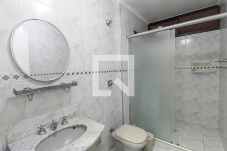 Casa à venda com 227m², 4 quartos e 4 vagas Casa à venda com 227m², 4 quartos e 4 vagascasa 2 - Banheiro