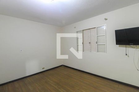 Casa à venda com 227m², 4 quartos e 4 vagas Casa à venda com 227m², 4 quartos e 4 vagascasa 2 - Quarto 2