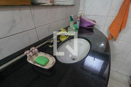 Casa à venda com 227m², 4 quartos e 4 vagas Casa à venda com 227m², 4 quartos e 4 vagasBanheiro da Suíte