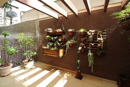 Apartamento à venda com 74m², 2 quartos e 1 vagaÁrea comum - Salão de festas