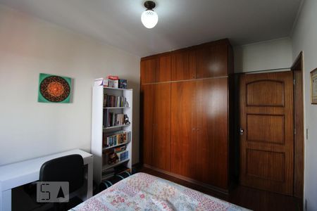 Apartamento à venda com 74m², 2 quartos e 1 vagaQuarto 2