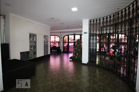 Apartamento à venda com 74m², 2 quartos e 1 vagaHall Social