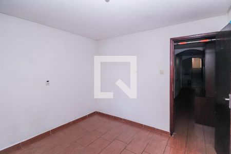 Quarto 1 de casa para alugar com 4 quartos, 200m² em Vila Virginia, São Paulo