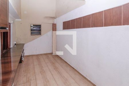 Escritório de casa para alugar com 4 quartos, 200m² em Vila Virginia, São Paulo