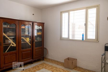 Casa à venda com 1290m², 4 quartos e 3 vagas Casa à venda com 1290m², 4 quartos e 3 vagasQuarto 3