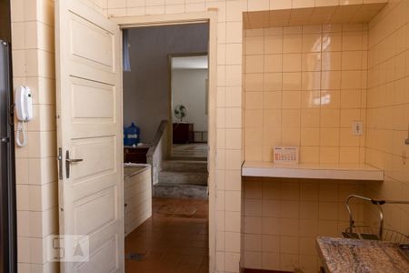 Casa à venda com 1290m², 4 quartos e 3 vagas Casa à venda com 1290m², 4 quartos e 3 vagasCozinha