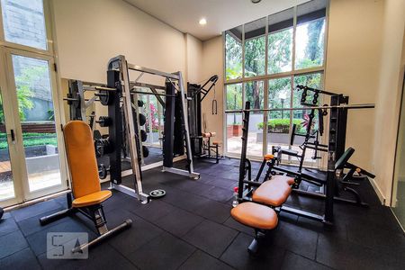 Apartamento à venda com 86m², 2 quartos e 2 vagasÁrea Comum - Academia