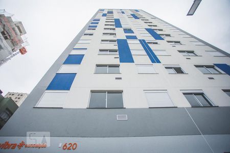 Apartamento à venda com 26m², 1 quarto e sem vaga Apartamento à venda com 26m², 1 quarto e sem vagaFachada