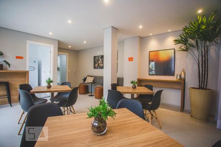 Apartamento à venda com 26m², 1 quarto e sem vaga Apartamento à venda com 26m², 1 quarto e sem vagaÁrea comum - Salão de festas