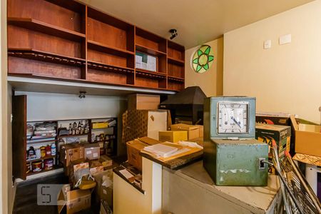 Casa à venda com 200m², 3 quartos e 4 vagas Casa à venda com 200m², 3 quartos e 4 vagasGaragem