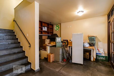 Casa à venda com 200m², 3 quartos e 4 vagas Casa à venda com 200m², 3 quartos e 4 vagasGaragem