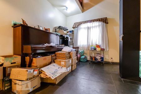 Casa à venda com 200m², 3 quartos e 4 vagas Casa à venda com 200m², 3 quartos e 4 vagasAntessala