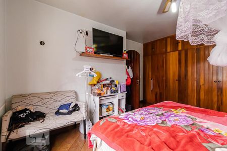 Casa à venda com 200m², 3 quartos e 4 vagas Casa à venda com 200m², 3 quartos e 4 vagasQuarto 2