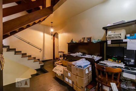 Casa à venda com 200m², 3 quartos e 4 vagas Casa à venda com 200m², 3 quartos e 4 vagasAntessala