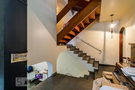 Casa à venda com 200m², 3 quartos e 4 vagas Casa à venda com 200m², 3 quartos e 4 vagasAntessala