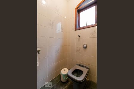 Casa à venda com 200m², 3 quartos e 4 vagas Casa à venda com 200m², 3 quartos e 4 vagasLavabo