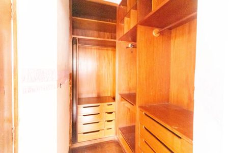 Casa à venda com 192m², 3 quartos e 2 vagas