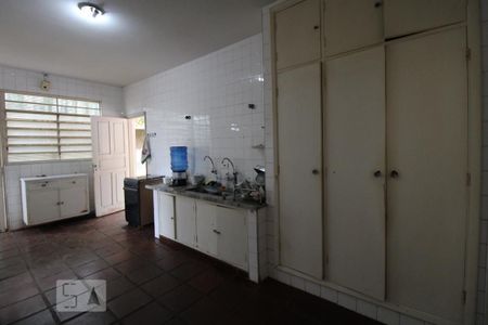 Casa à venda com 287m², 5 quartos e 6 vagasCozinha