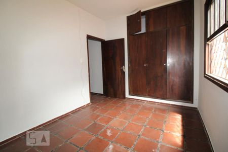 Casa à venda com 287m², 5 quartos e 6 vagasQuarto 3