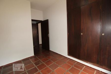 Casa à venda com 287m², 5 quartos e 6 vagasQuarto 1