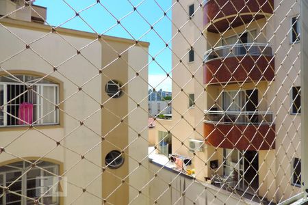 Sala - Vista de apartamento para alugar com 1 quarto, 49m² em Kobrasol, São José