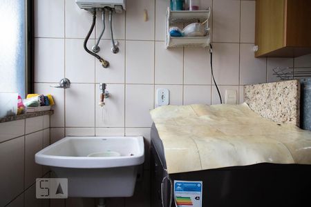 Apartamento à venda com 84m², 3 quartos e 1 vagaÁrea de Serviço