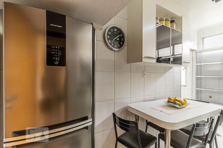 Apartamento à venda com 120m², 4 quartos e 1 vaga Apartamento à venda com 120m², 4 quartos e 1 vagaCozinha