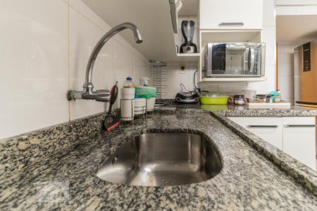 Apartamento à venda com 120m², 4 quartos e 1 vaga Apartamento à venda com 120m², 4 quartos e 1 vagaCozinha - Pia