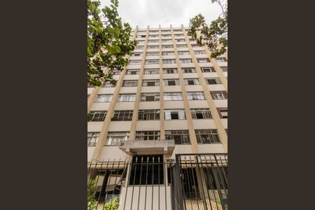 Apartamento à venda com 120m², 4 quartos e 1 vaga Apartamento à venda com 120m², 4 quartos e 1 vagaFachada
