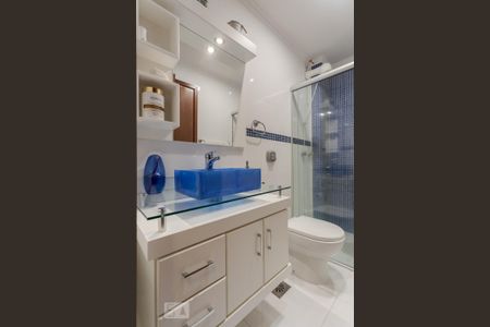 Apartamento à venda com 125m², 3 quartos e 3 vagasBanheiro da Suíte 2