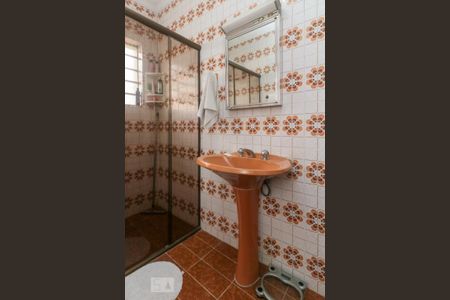 Casa à venda com 250m², 4 quartos e 3 vagas Casa à venda com 250m², 4 quartos e 3 vagasSuíte