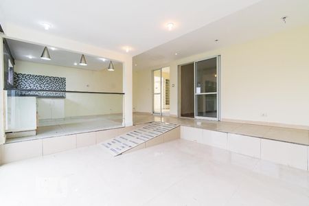 Sala de casa de condomínio para alugar com 2 quartos, 95m² em Americanópolis, São Paulo