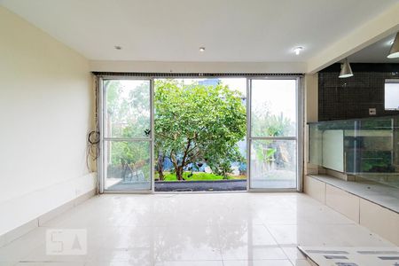 Sala de casa de condomínio para alugar com 2 quartos, 95m² em Americanópolis, São Paulo