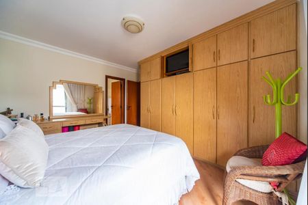 Apartamento à venda com 178m², 4 quartos e 3 vagas Apartamento à venda com 178m², 4 quartos e 3 vagasQuarto 4