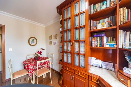 Apartamento à venda com 178m², 4 quartos e 3 vagas Apartamento à venda com 178m², 4 quartos e 3 vagasQuarto 1