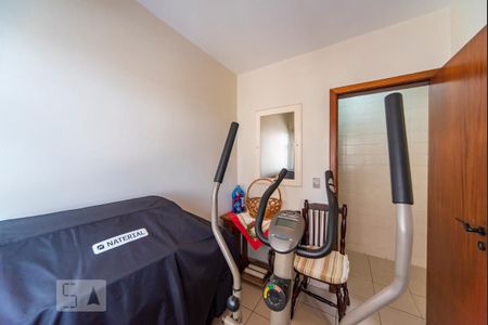 Apartamento à venda com 178m², 4 quartos e 3 vagas Apartamento à venda com 178m², 4 quartos e 3 vagasQuarto de Serviço