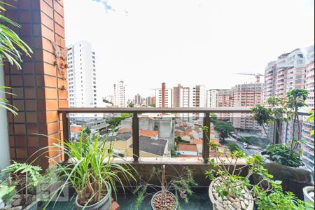 Apartamento à venda com 178m², 4 quartos e 3 vagas Apartamento à venda com 178m², 4 quartos e 3 vagasVaranda da Sala