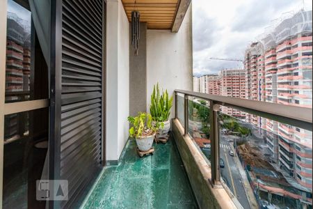 Apartamento à venda com 178m², 4 quartos e 3 vagas Apartamento à venda com 178m², 4 quartos e 3 vagasVaranda do Quarto 4