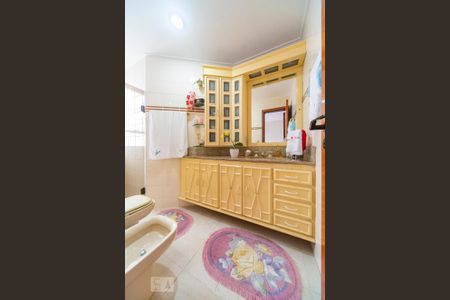 Apartamento à venda com 178m², 4 quartos e 3 vagas Apartamento à venda com 178m², 4 quartos e 3 vagasBanheiro do Quarto 2