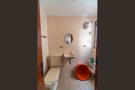 Apartamento à venda com 178m², 4 quartos e 3 vagas Apartamento à venda com 178m², 4 quartos e 3 vagasBanheiro de Serviço