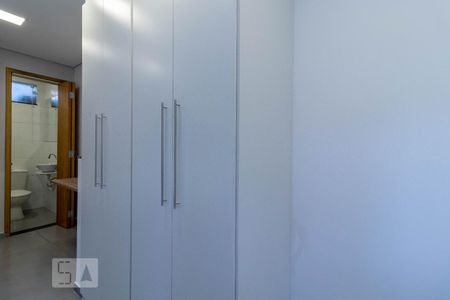 Quarto de casa para alugar com 1 quarto, 31m² em Chora Menino, São Paulo