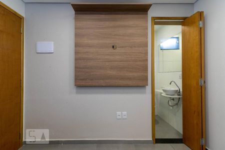 Sala de casa para alugar com 1 quarto, 31m² em Chora Menino, São Paulo