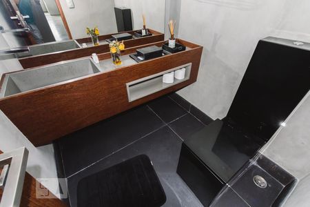 Lavabo de apartamento para alugar com 1 quarto, 126m² em Vila Ipojuca, São Paulo