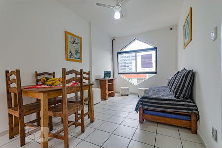 Sala de apartamento para alugar com 1 quarto, 40m² em Barra, Salvador