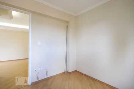 Quarto 1 de apartamento para alugar com 2 quartos, 54m² em Jardim Carlu, São Paulo
