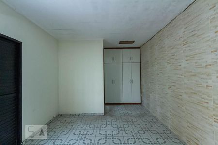 Casa à venda com 150m², 3 quartos e 2 vagasQuarto de serviço
